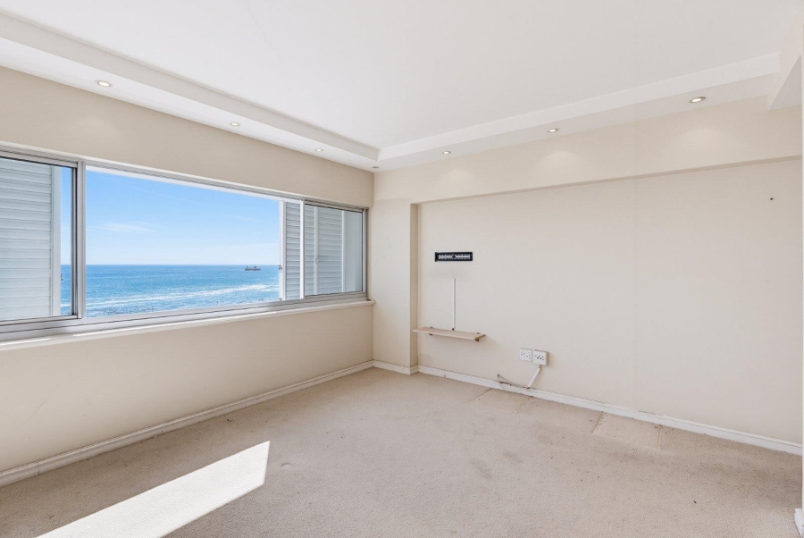 3 Bedroom Property for Sale in Mouille Point Western Cape